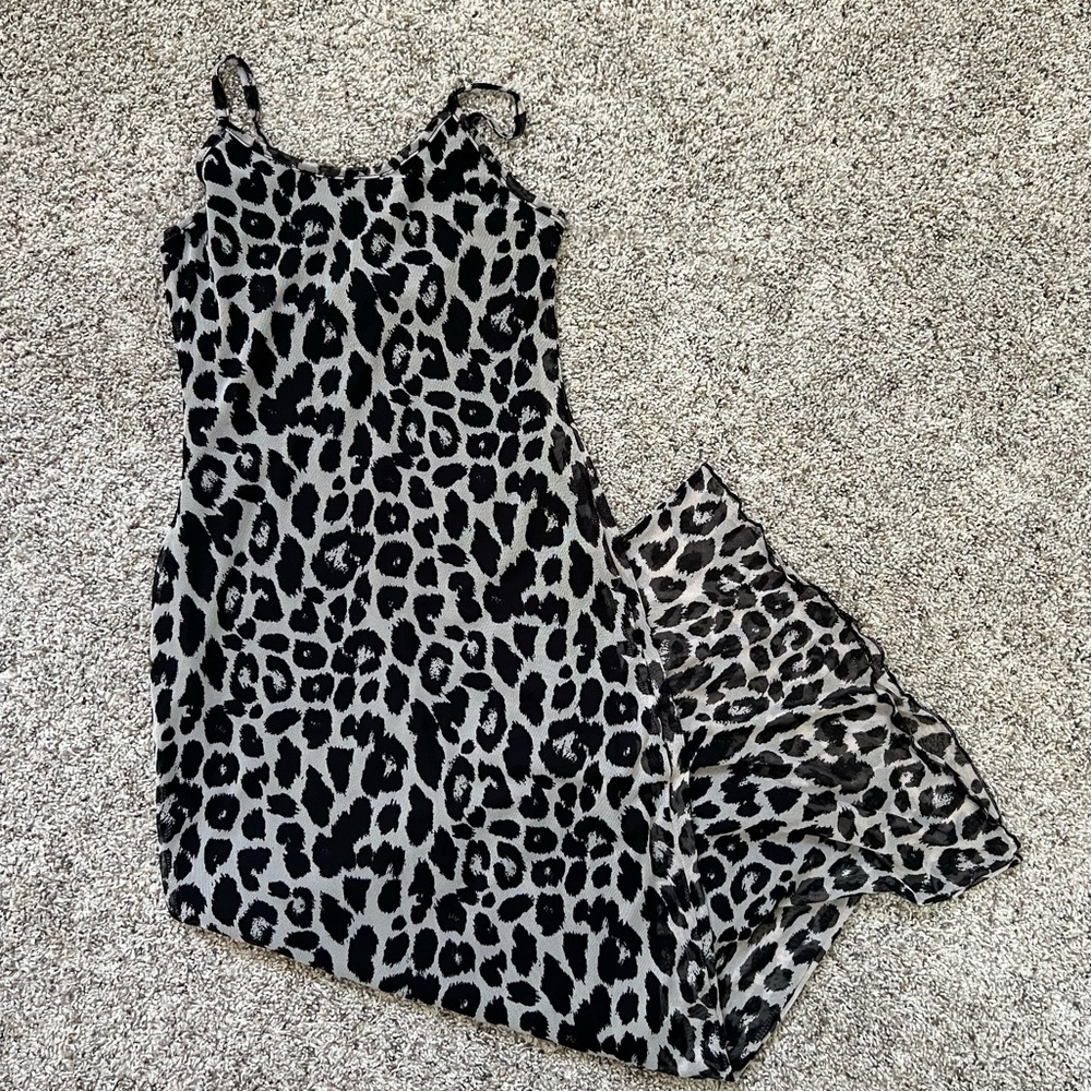 Leopard print midi dress